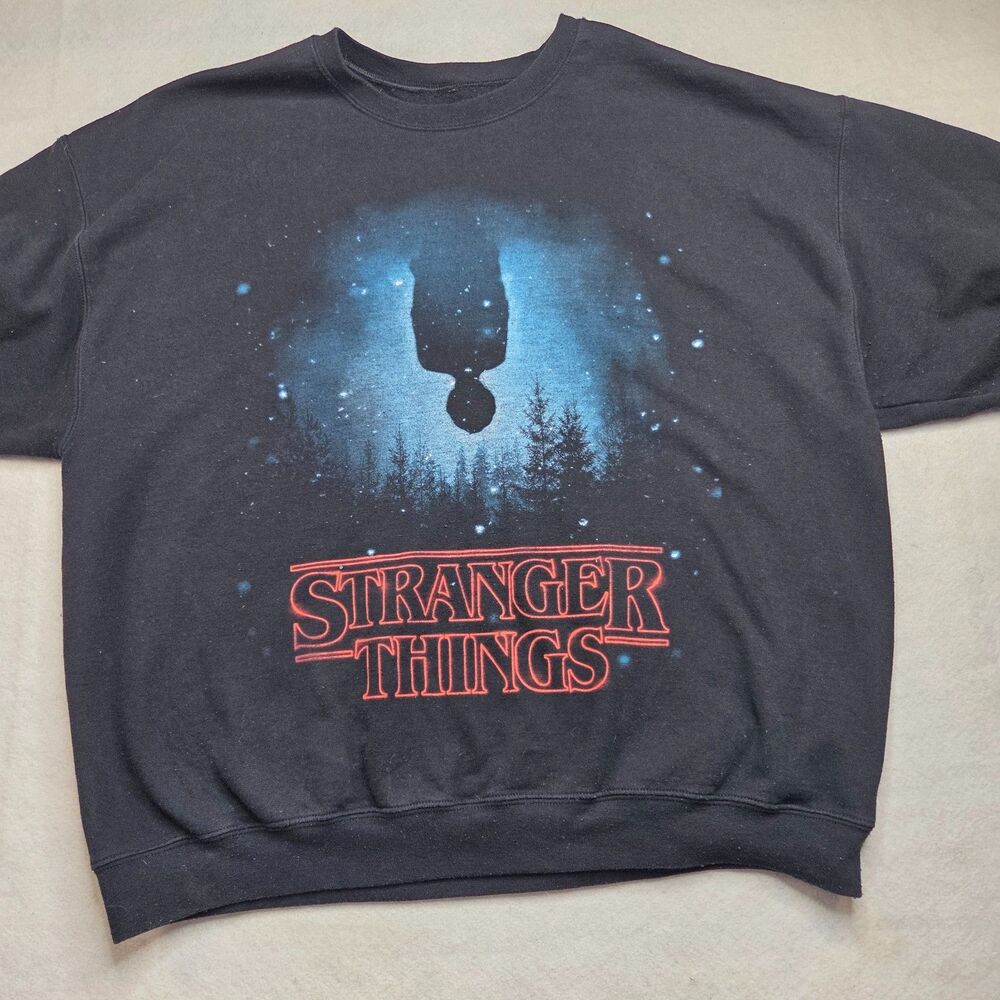 Stranger Things Crewneck Sweatshirt Black 2XL Netflix Graphic Pullover Unisex